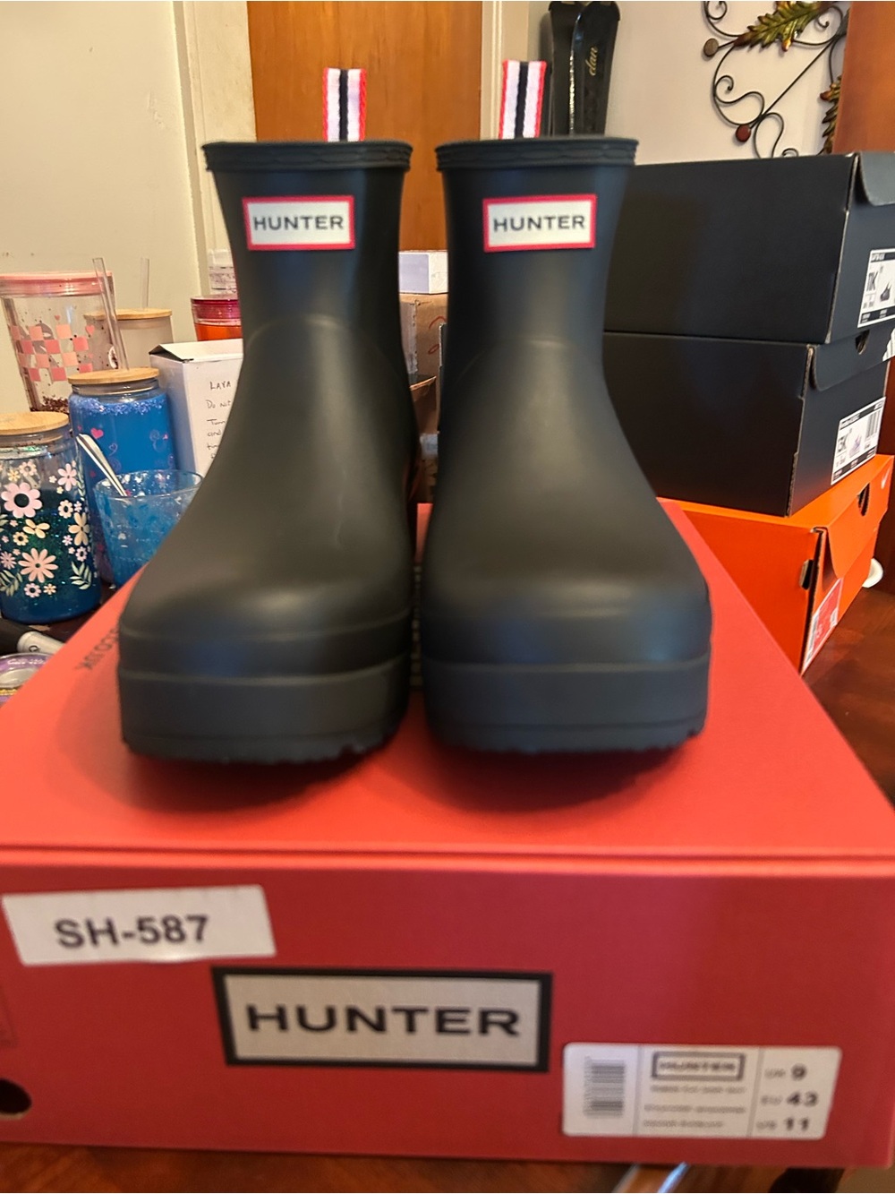 Women’s Hunter Short Matte Black Rain Boots with Red-White-Navy Pull Tabs